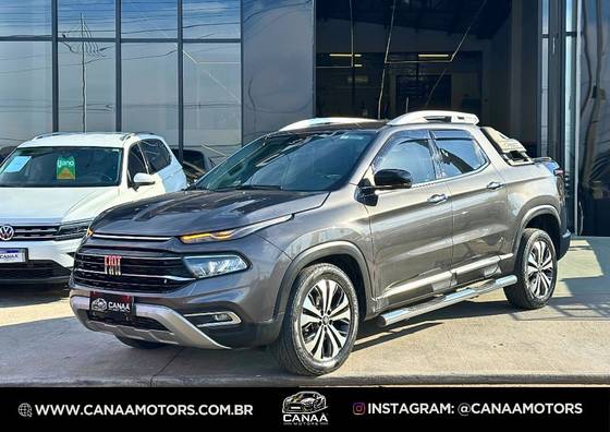 FIAT TORO 2.0 16V TURBO DIESEL VOLCANO 4WD AT9 FIAT TORO 2.0 16V TURBO DIESEL VOLCANO 4WD AT9